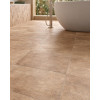 Carrelage terre cuite blanc 20x20 cm dans une salle de bain tons bois clair et blanc, avec baignoire ovale et détails verts