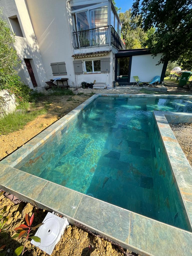 Carrelage piscine effet pierre naturelle OXFORD BALI VERT 30x60 cm R9 - 1.26 m² - 3