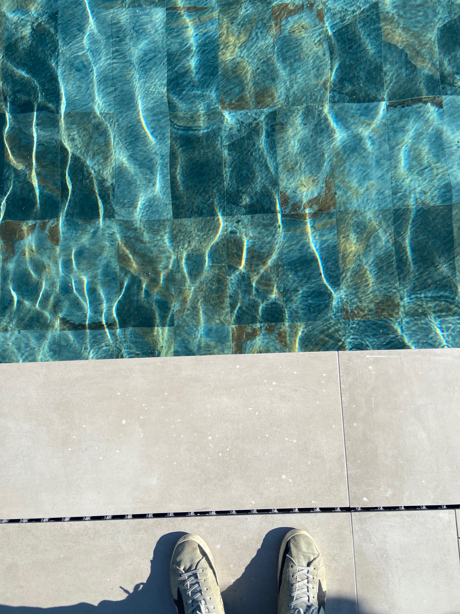 Carrelage piscine effet pierre naturelle ANTI DERAPANT - R11-  OXFORD BALI VERT 30x60 cm - 1.44 m² - 1