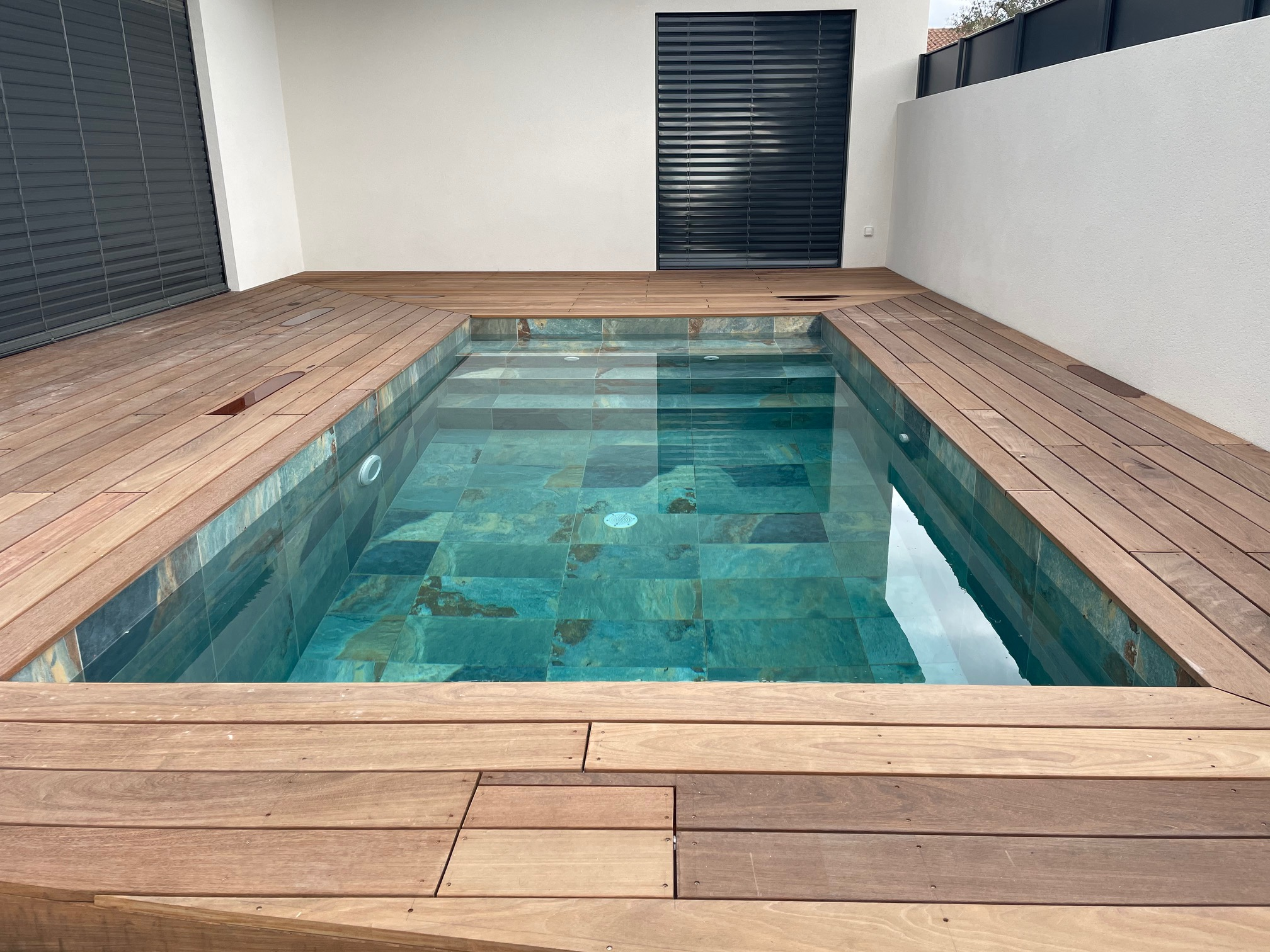 Carrelage piscine effet pierre naturelle ANTI DERAPANT - R11-  OXFORD BALI VERT 30x60 cm - 1.44 m² - 4
