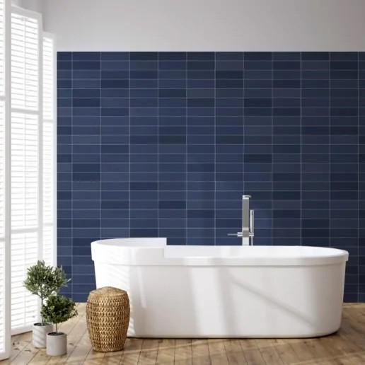 Carrelage rectangle bleu en salle de bain